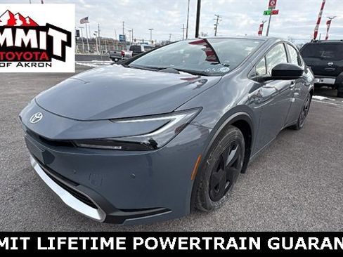 New 2026 Toyota Prius Plug-In Hybrid image 1