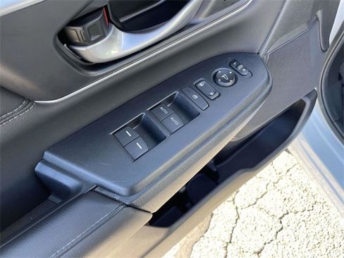 Used 2022 Honda CR-V Touring image 19