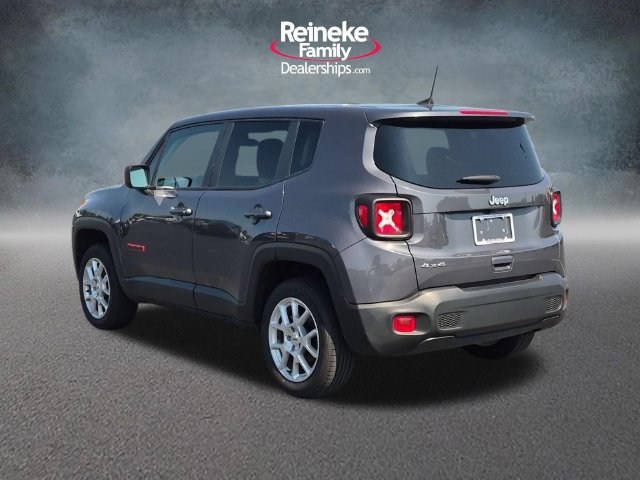 Used 2023 Jeep Renegade Latitude AWD/4WD image 8