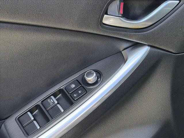 Used 2016 MAZDA CX-5 Grand Touring FWD image 2
