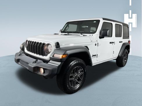 Used 2024 Jeep Wrangler Unlimited Sport AWD/4WD image 4