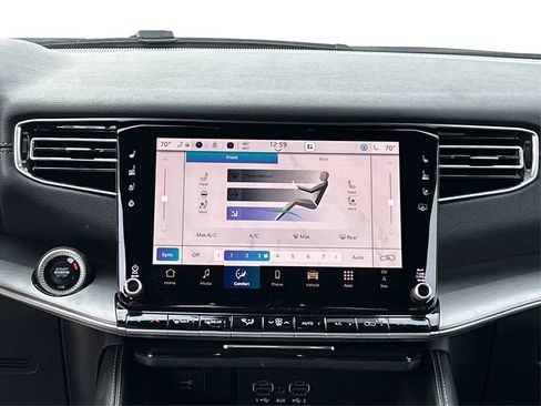 New 2026 Jeep Grand Wagoneer w/ Premium Group I image 19