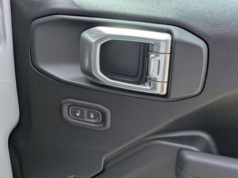 New 2026 Jeep Wrangler Unlimited Sport image 32