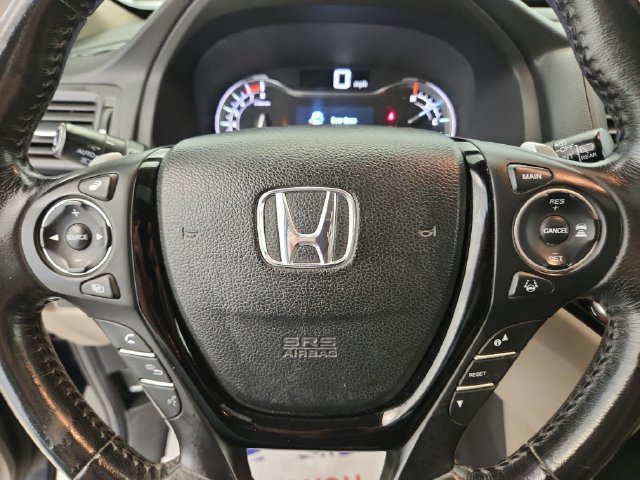 Used 2018 Honda Pilot Touring image 15
