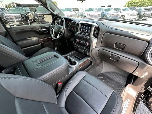 Used 2021 Chevrolet Silverado 1500 LT Trail Boss w/ Convenience Package II AWD/4WD image 13