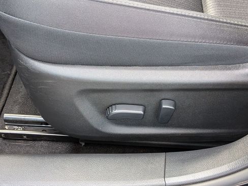 Used 2024 Nissan Altima 2.5 SV FWD image 15