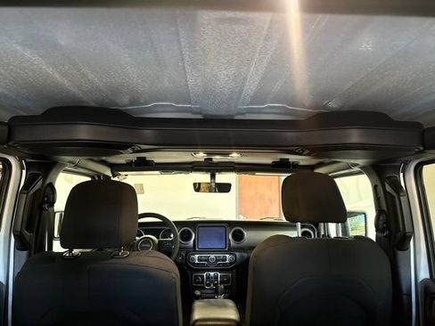 Used 2023 Jeep Wrangler Unlimited w/ Cold Weather Group AWD/4WD image 48