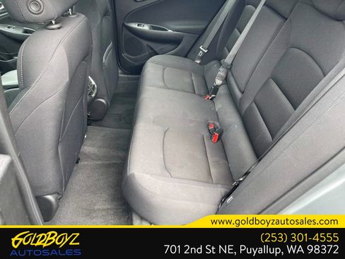 Used 2025 Chevrolet Malibu LT FWD image 16