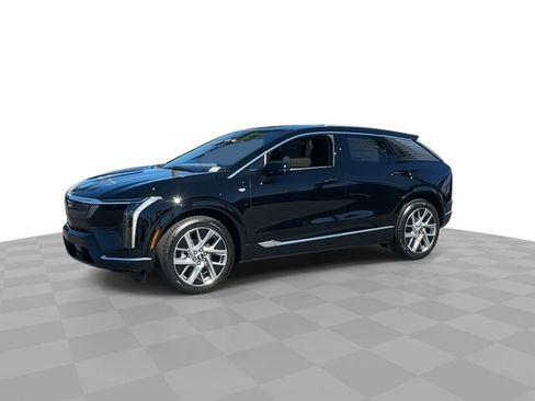 New 2025 Cadillac Optiq Luxury 1 image 4