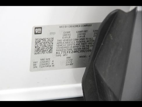 Used 2024 Chevrolet Trax LS w/ Driver Confidence Package image 21