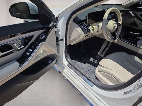 Used 2023 Mercedes-Benz S 500 4MATIC image 22
