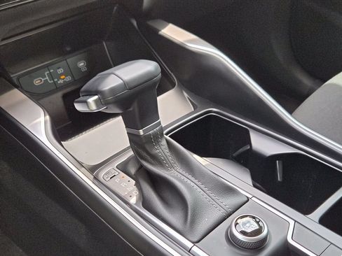 New 2026 Kia Sorento LX FWD image 15