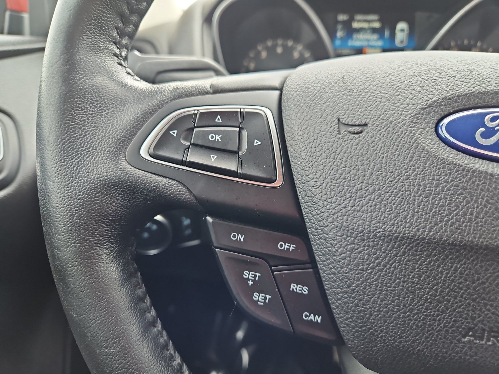 Used 2018 Ford Focus SEL w/ Cold Weather Package FWD image 22