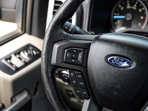 Used 2016 Ford F150 XLT w/ Equipment Group 302A Luxury RWD image 13