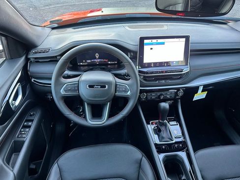 New 2026 Jeep Compass Trailhawk image 6