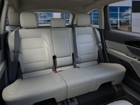 New 2026 Lincoln Nautilus Premier w/ Equipment Group 102A AWD/4WD image 11