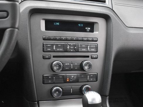 Used 2012 Ford Mustang GT w/ Brembo Brake Pkg image 18