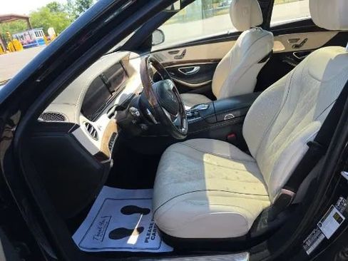 Used 2017 Mercedes-Benz S 550 4MATIC Sedan image 2