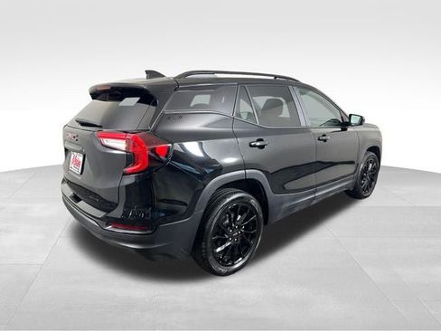 Used 2024 GMC Terrain SLE w/ Driver Convenience Package AWD/4WD image 7