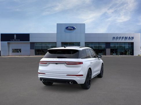 New 2026 Lincoln Corsair Reserve w/ Jet Appearance Package image 8