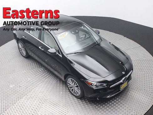 Used 2023 Mercedes-Benz CLA 250 4MATIC image 3
