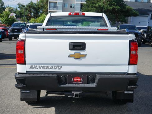 Used 2018 Chevrolet Silverado 1500 W/T RWD image 4
