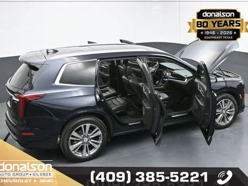 Used 2022 Cadillac XT6 Premium Luxury image 27