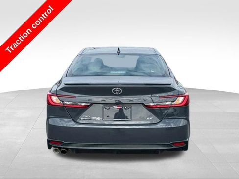 Certified 2025 Toyota Camry SE image 5