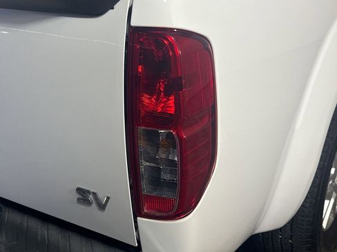 Used 2019 Nissan Frontier SV RWD image 26
