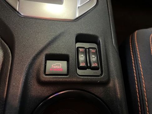 Used 2018 Subaru Crosstrek 2.0i Premium w/ Eyesight System image 27