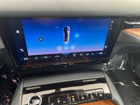Used 2025 Lincoln Navigator Black Label AWD/4WD image 20
