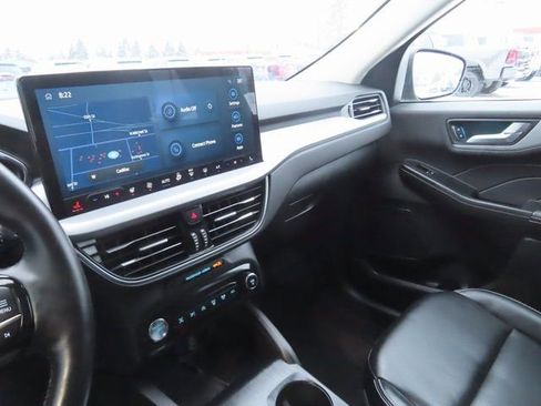 Used 2024 Ford Escape Platinum image 38