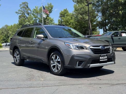 Used 2022 Subaru Outback Limited XT w/ Popular Package #2 AWD/4WD image 2