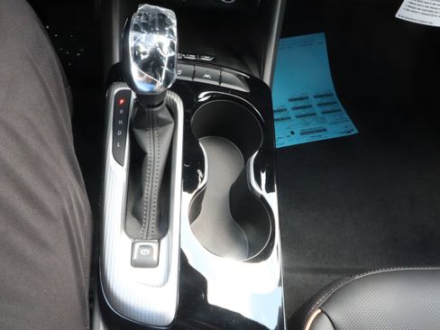 New 2025 Buick Envista Avenir image 15