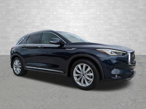 Used 2019 INFINITI QX50 Essential w/ Premium Heat Package image 1