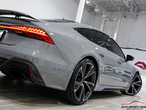 Used 2022 Audi RS 7 4.0T image 43