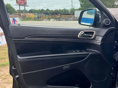 Used 2014 Jeep Grand Cherokee Limited AWD/4WD image 18