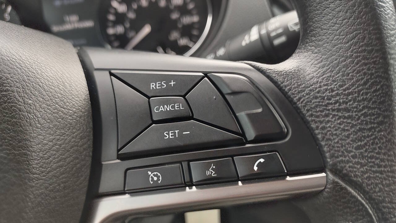 Used 2020 Nissan Rogue S FWD image 16