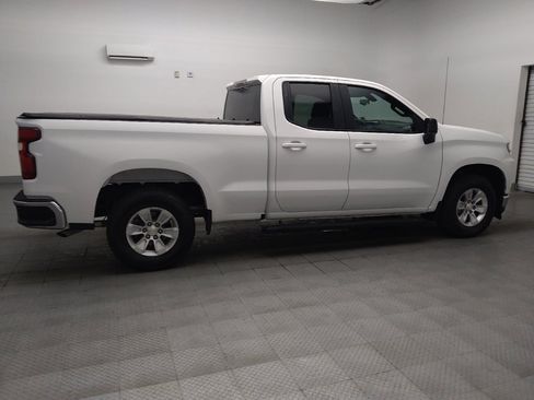 Used 2019 Chevrolet Silverado 1500 LT w/ Texas Edition RWD image 10