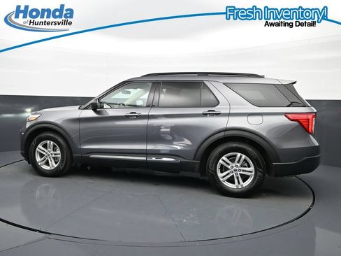 Used 2021 Ford Explorer XLT RWD image 6