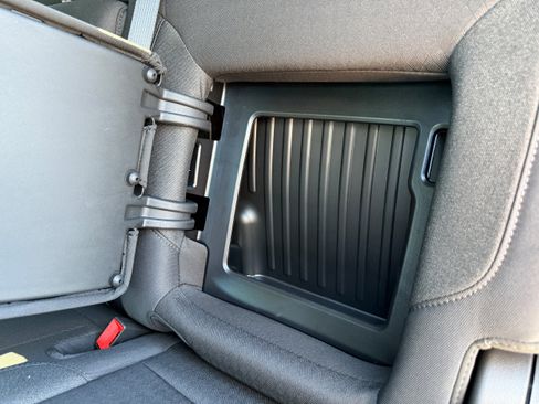 New 2025 GMC Sierra 2500 SLE w/ SLE Value Package; image 10