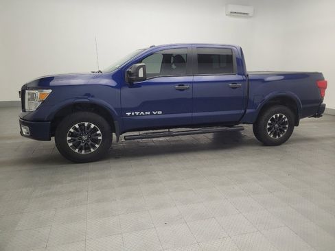 Used 2019 Nissan Titan PRO-4X w/ Pro-4x Convenience Package image 2