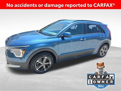 Used 2025 Kia Niro EX