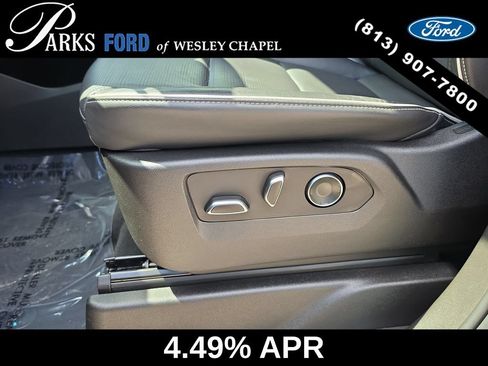 Used 2021 Cadillac Escalade Premium Luxury RWD image 20