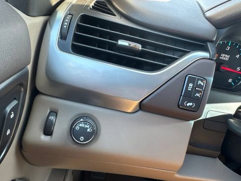 Used 2017 Chevrolet Tahoe LT RWD image 23