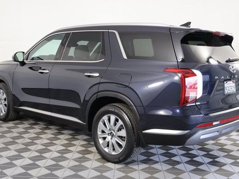 Used 2023 Hyundai Palisade SEL AWD/4WD image 6