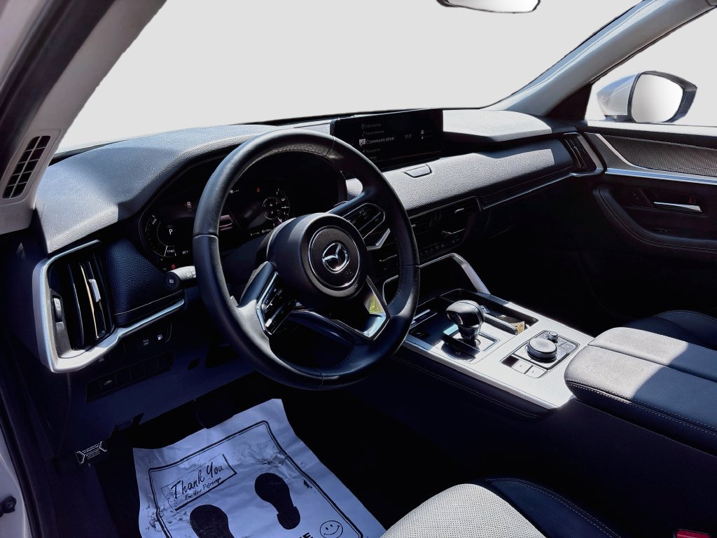 Certified 2024 MAZDA CX-90 Plug-In Hybrid w/ Preferred AWD/4WD image 9