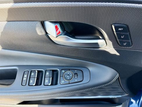 Used 2020 Hyundai Santa Fe Limited FWD image 18
