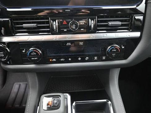 New 2026 Nissan Pathfinder SV image 3