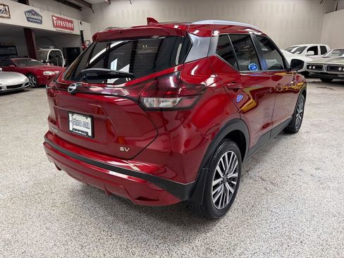 Used 2023 Nissan Kicks SV FWD image 7